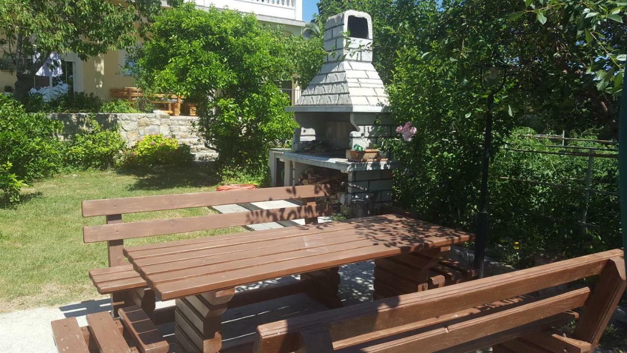 Apartmani Slavica Rab Town Ngoại thất bức ảnh